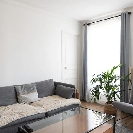 Bright 64m - Open View On Montmartre *